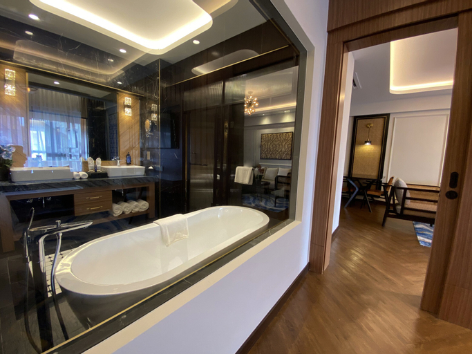 Bathroom 6