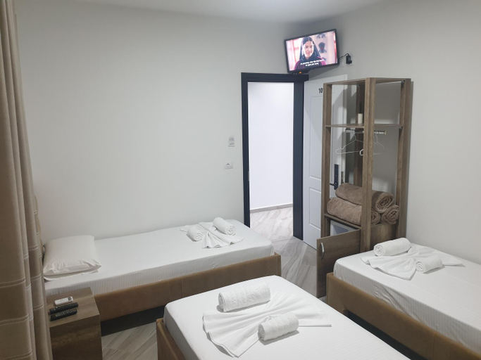 Bedroom 2, ELMA Guest House, Përmetit