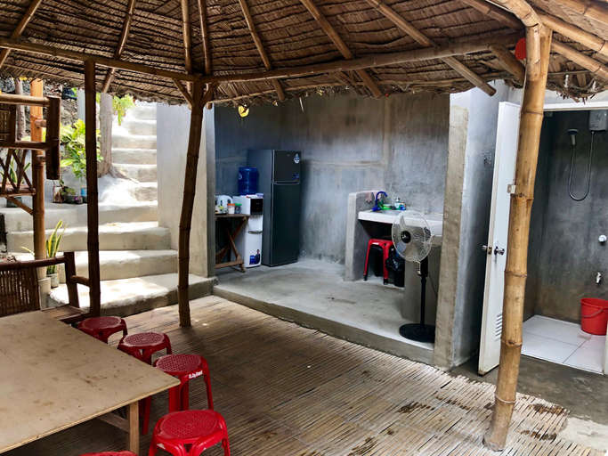 Public Area 2, Lionfish Backpackers Malapascua, Daanbantayan