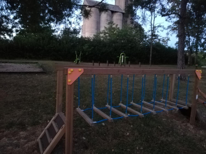 Others 5, Le camping du capitaine, Haute-Marne