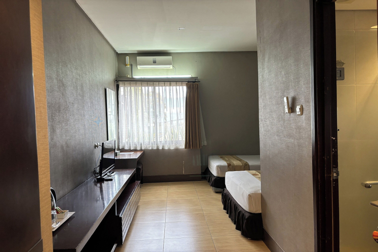 Bedroom 8
