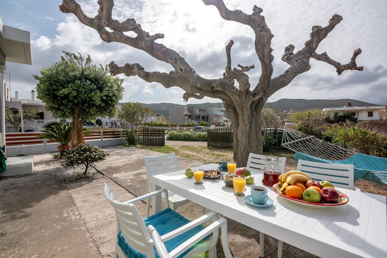Food & Drinks, Lahardi - Seaside House, Crete