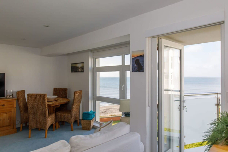 Others 4, Two Bed Seafront Escape in East Wittering, West Sussex