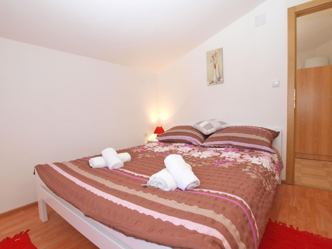 Others 5, Apartments Mala Vala 1332, Fažana