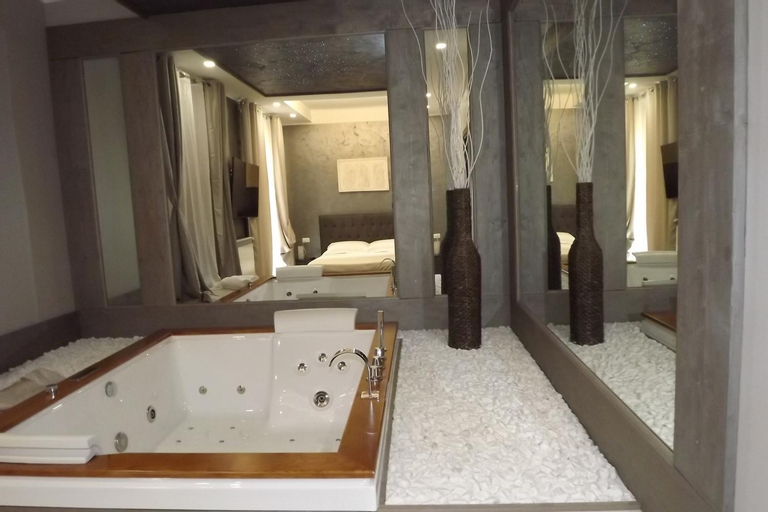 Bathroom 5