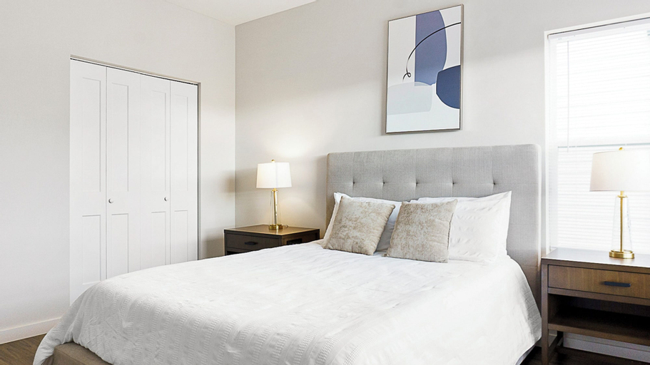 The Landing Apartments By Barsala, Hendricks
