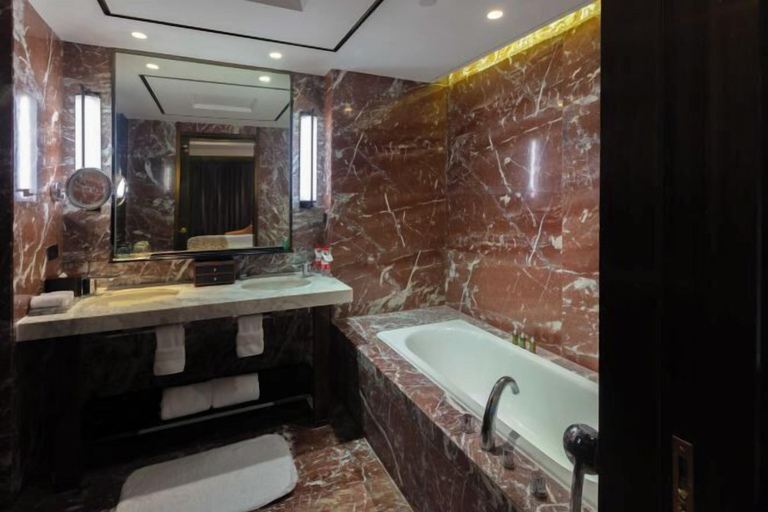Bathroom 4, Licheng Youde Hotel, Putian