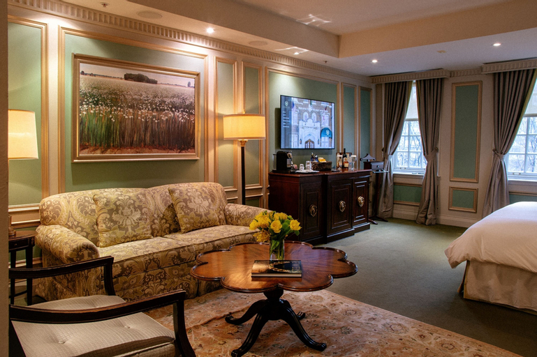 Bedroom 4, Windsor Arms Hotel, Toronto