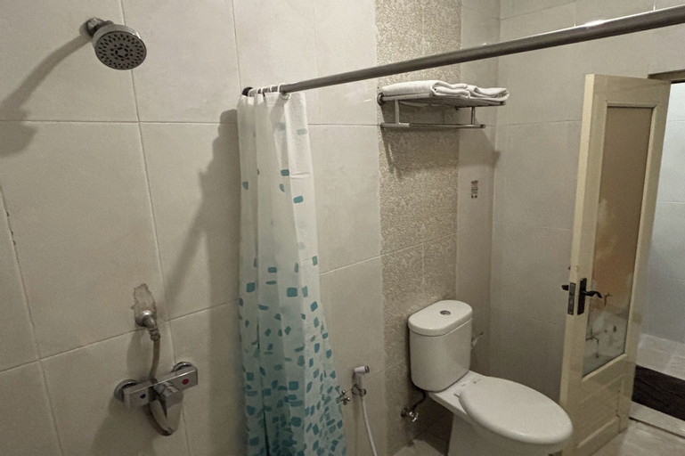 Bathroom 6