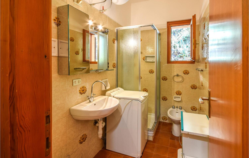 Bedroom, Beautiful Home In Puntarospo, Genova