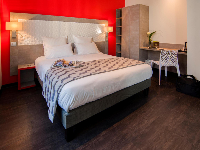Bedroom 24