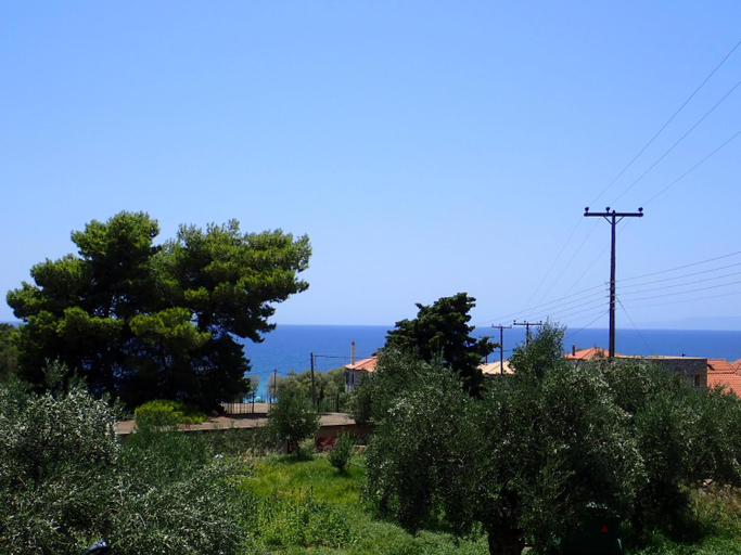 Others 5, To Palio, Peloponnese