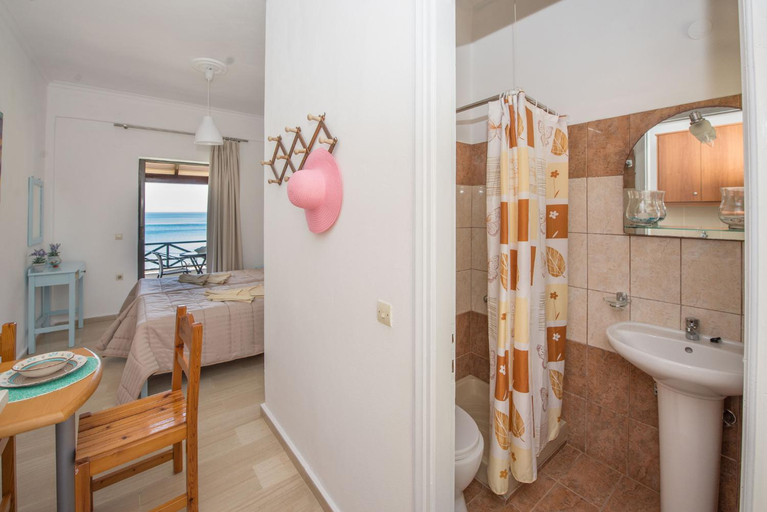Bathroom, Spiros and Polyxeni Apartments Afionas, Ionian Islands