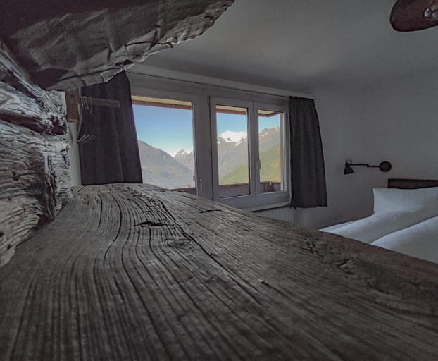 Bedroom 3, Berghotel Weisshorn, Visp