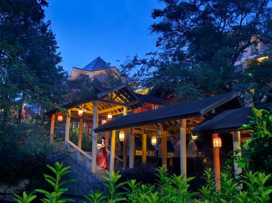 Longmen Dipai Hot Spring Resort, Huizhou