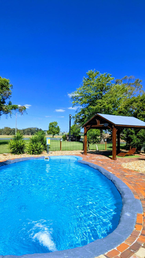 Sport & Beauty 4, Australian Homestead Motor Lodge, Wagga Wagga - Pt A