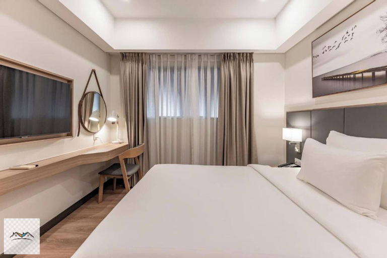 Bedroom 14
