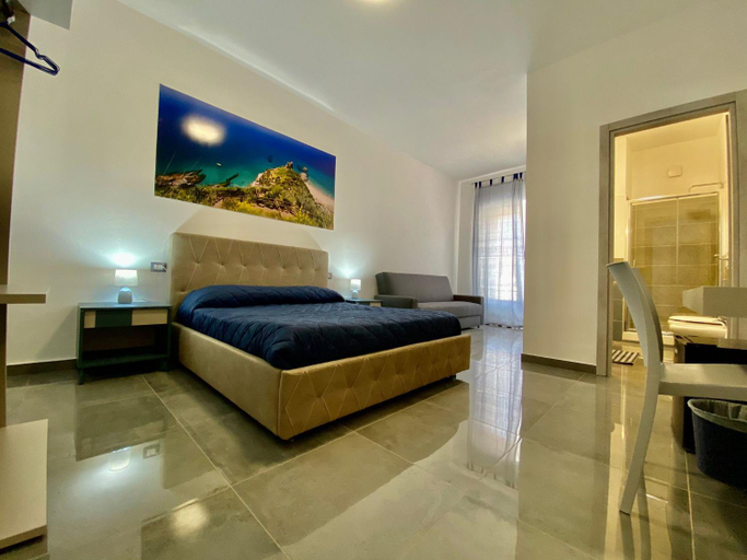 Others 3, B&B DEL CORSO, Salerno