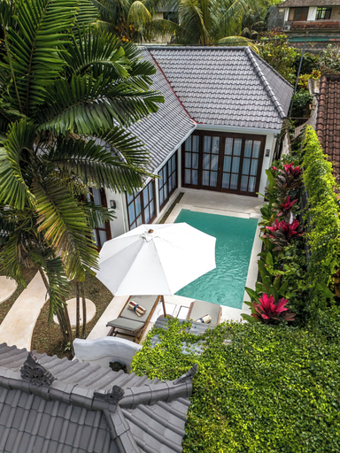Sport & Beauty 5, Moonlight EVDEkimi - Stylish 2BR escape with Tropical garden and Pool, Gianyar