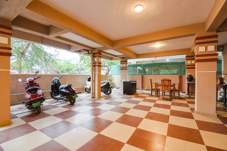 Others 5, FabHotel 4 Star Executive, Pune