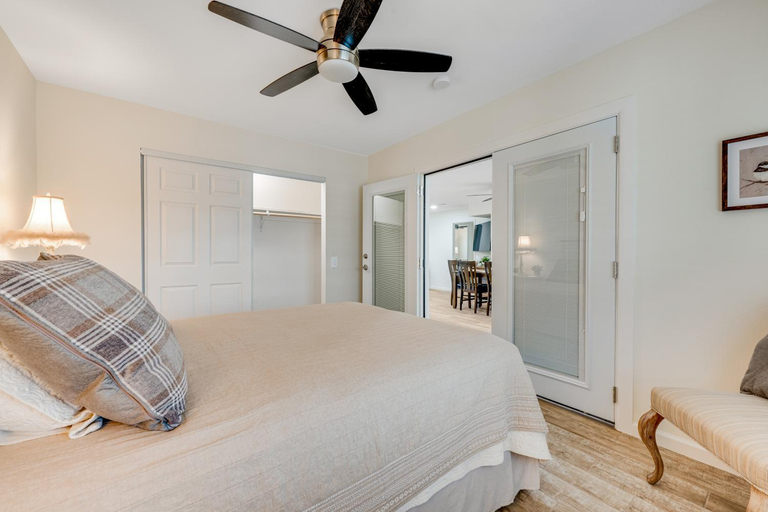 Others 4, Sun City's Charmer, Maricopa