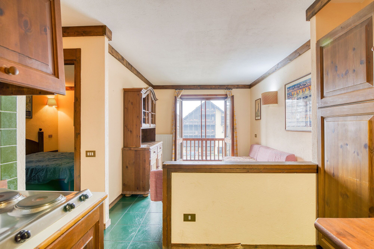 Room 3, Grange Hike Ski - 21C Sestriere, Torino