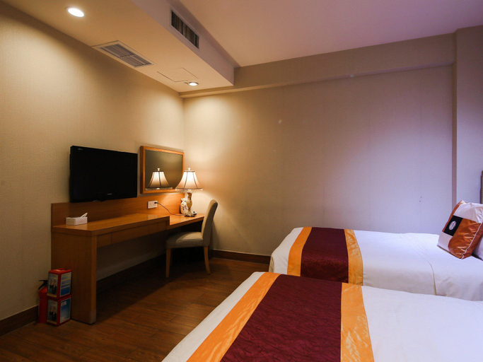 Bedroom 6