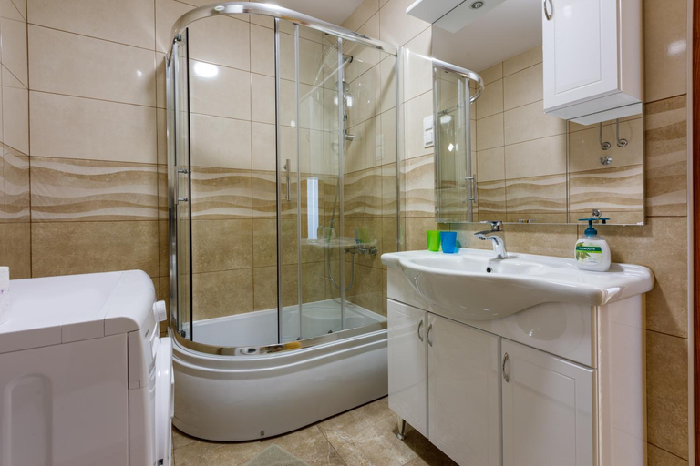 Bathroom 5, House View, Novi Vinodolski