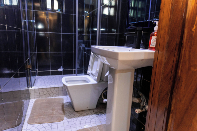 Bathroom 5, 247 Luxury Apartment, Eti-Osa