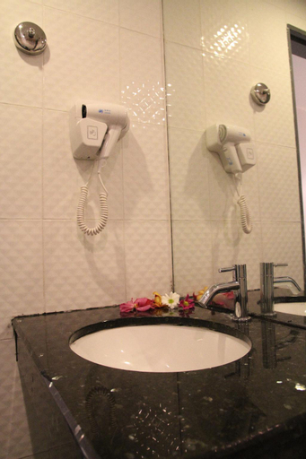 Bathroom 8