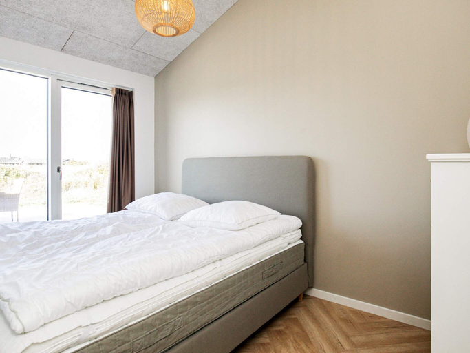 Bedroom 2, 5 Star Holiday Home in Hjorring, Hjørring