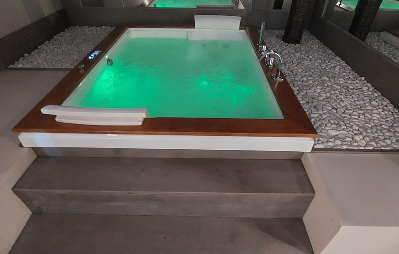 Swimming Pool 10