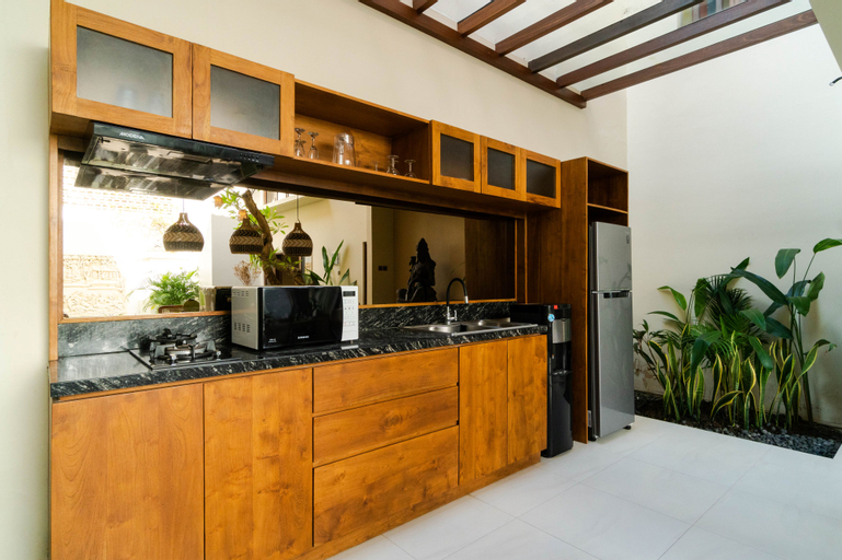 Dining Room 22