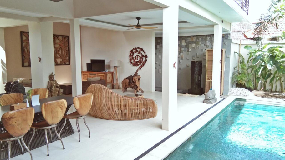 Swimming Pool 8