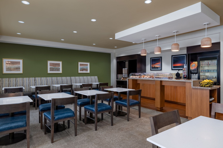Food & Drinks 5, TownePlace Suites Albuquerque North, Bernalillo
