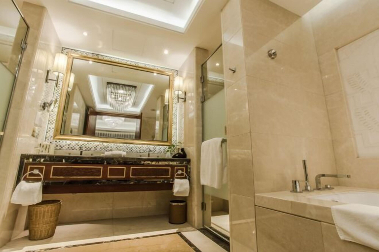 Bathroom 3, Jinling Haizhou Bayview Conference Center, Lianyungang
