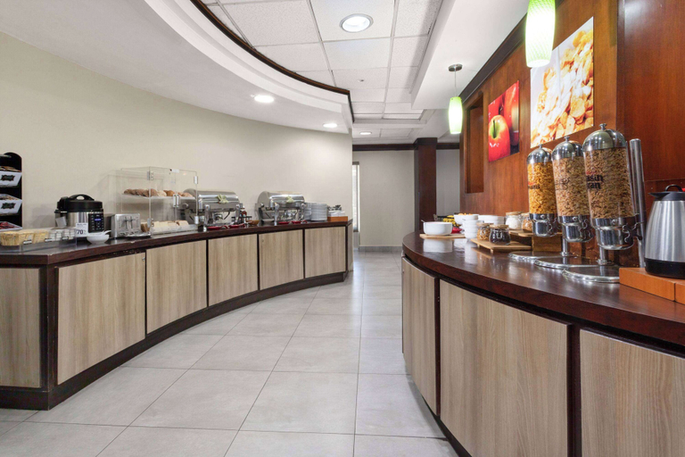 Food & Drinks 5, Wyndham Garden Monterrey Aeropuerto, Apodaca