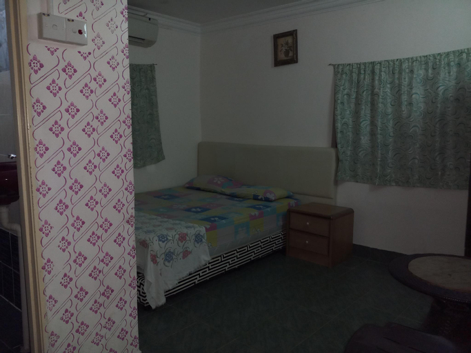 Bedroom 6