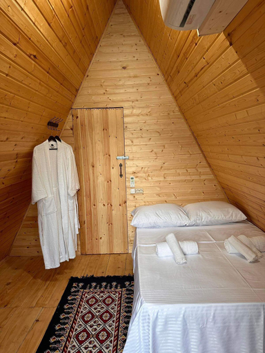 Bedroom, Thomas Hut, Batumi