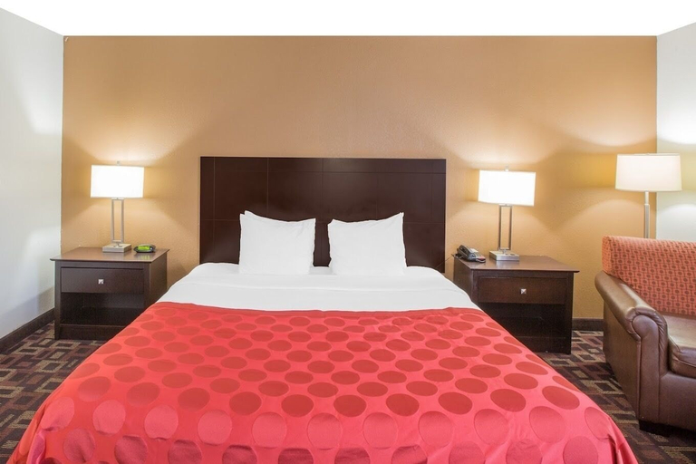 Bedroom 4, Sky Tree, Tulsa