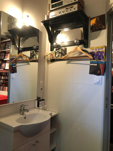 Bathroom 1, L Atypique, Vendée