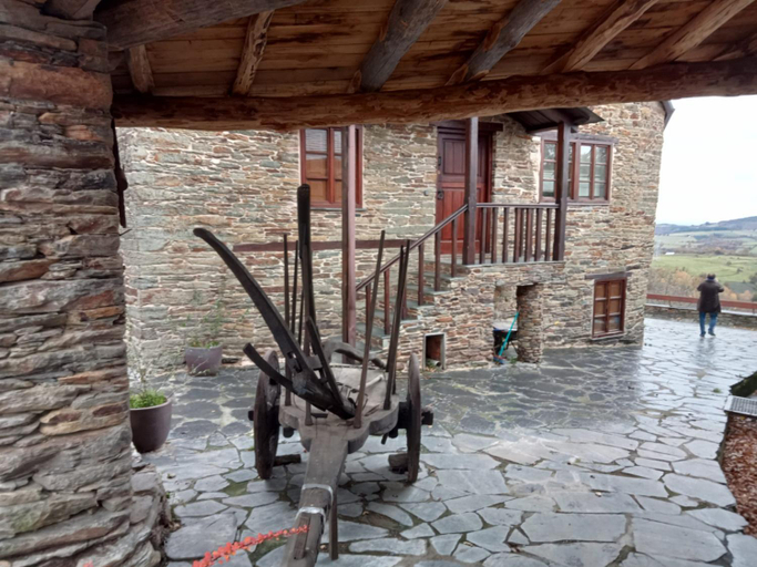 Others 5, Casa Arza, Lugo
