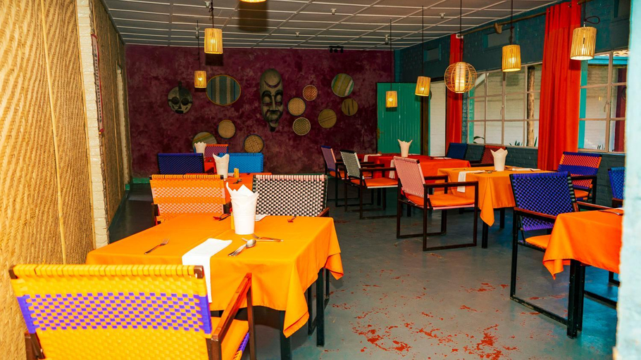 Food & Drinks 5, Isange Paradise Resort, Musanze