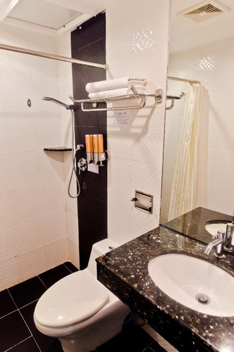 Bathroom 6