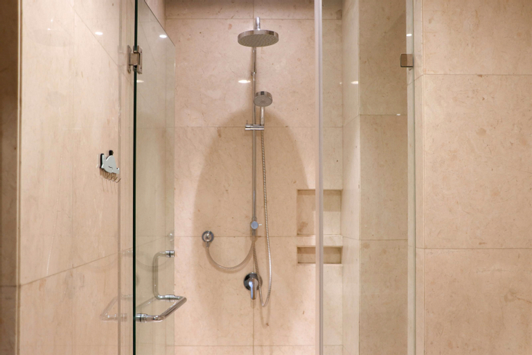 Bathroom 8