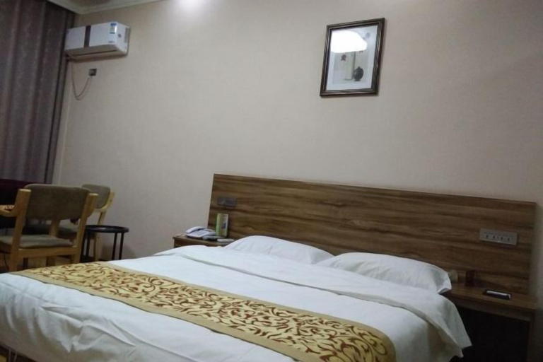 Bedroom 3, Xinye Jinchen Business Hotel, Nanyang