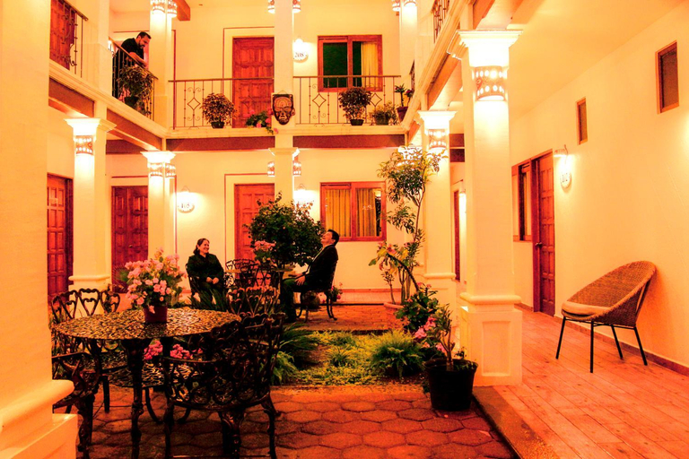 Others 5, Hotel Danibaan, Del Centro
