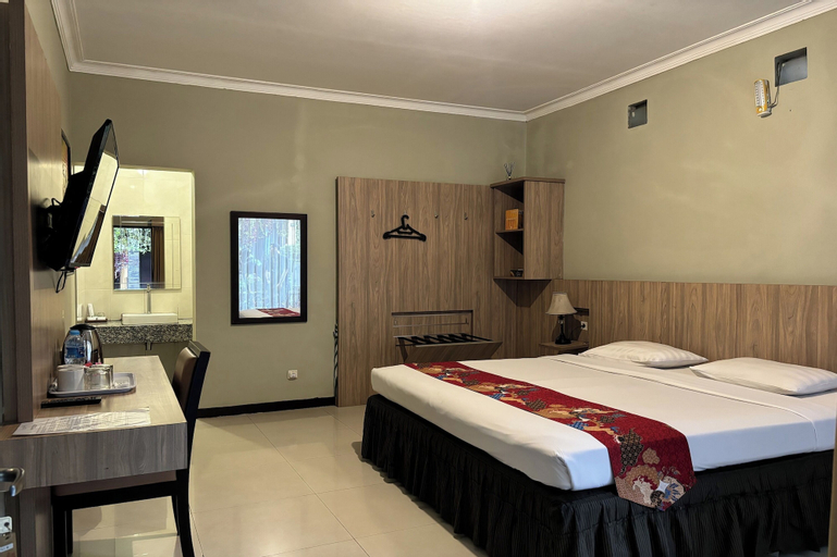 Bedroom 12