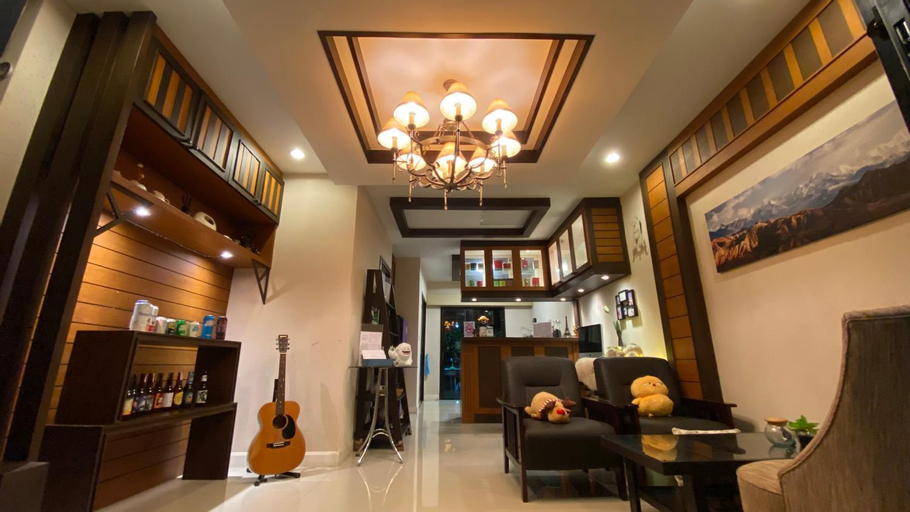 Public Area, AMAZ Bed & Cafe, Muang Chiang Rai