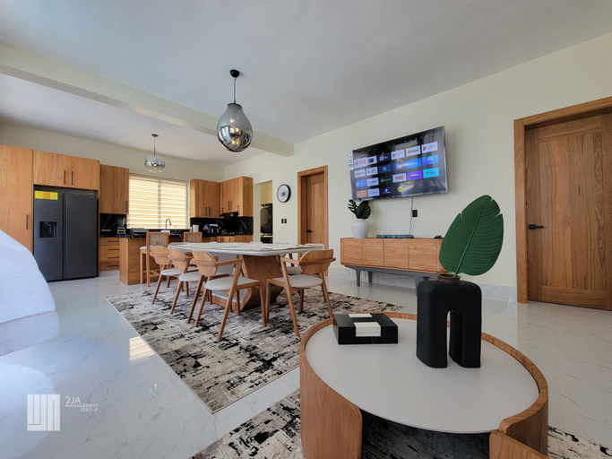 Food & Drinks 5, 2JA Management Group - SOV Properties, Sosua